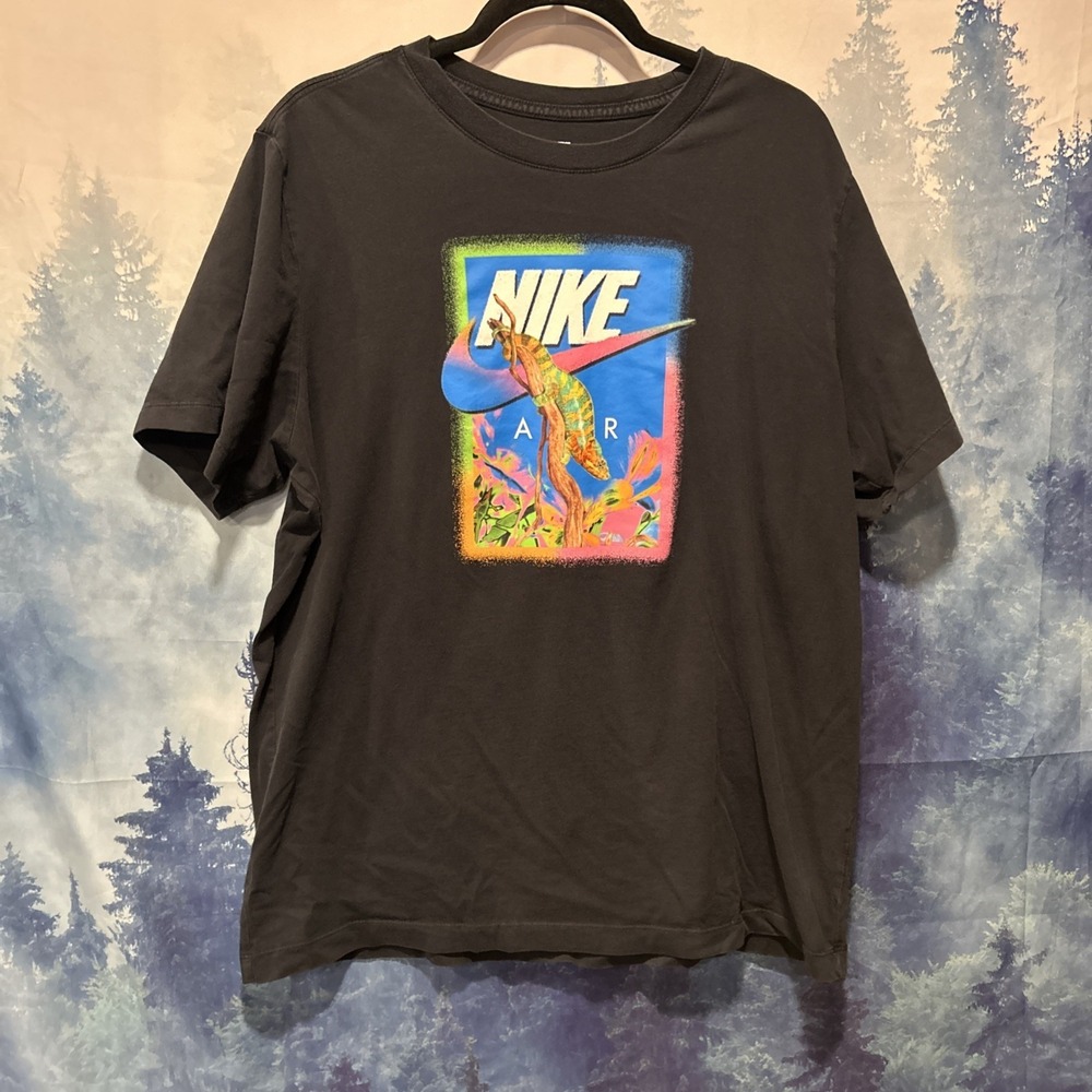 The Nike Tee Nike Air Chameleon Lizard Print Black Tee Mens XL
